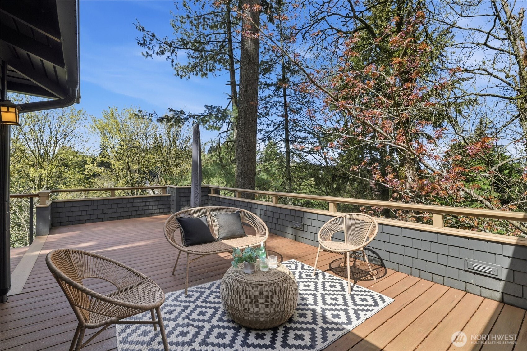 14317 SE 49th Street , Bellevue, WA 98006