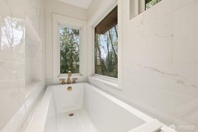 14317 SE 49th Street , Bellevue, WA 98006 - Photo 25