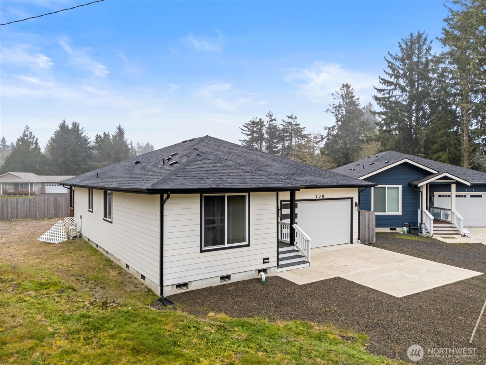738 Gadwell Court SE, Ocean Shores, WA 98569