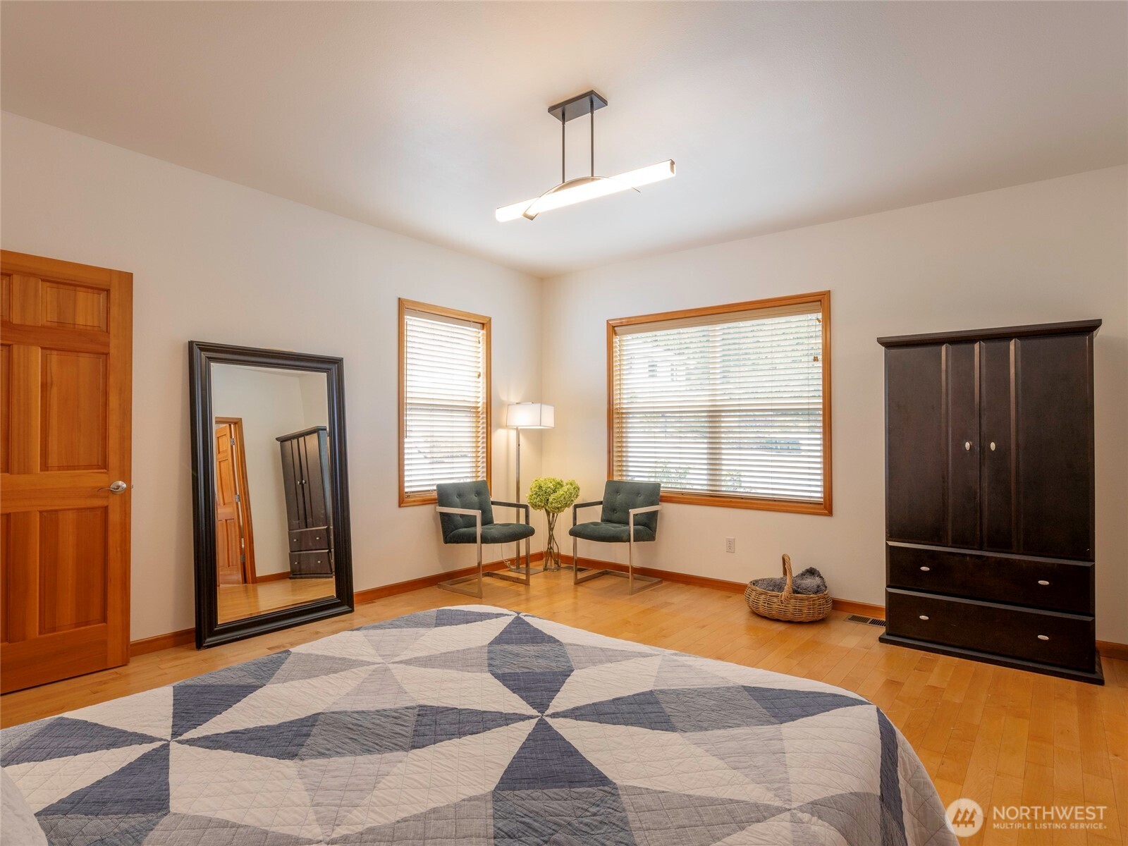 3109 S City Lights Place , Port Angeles, WA 98362