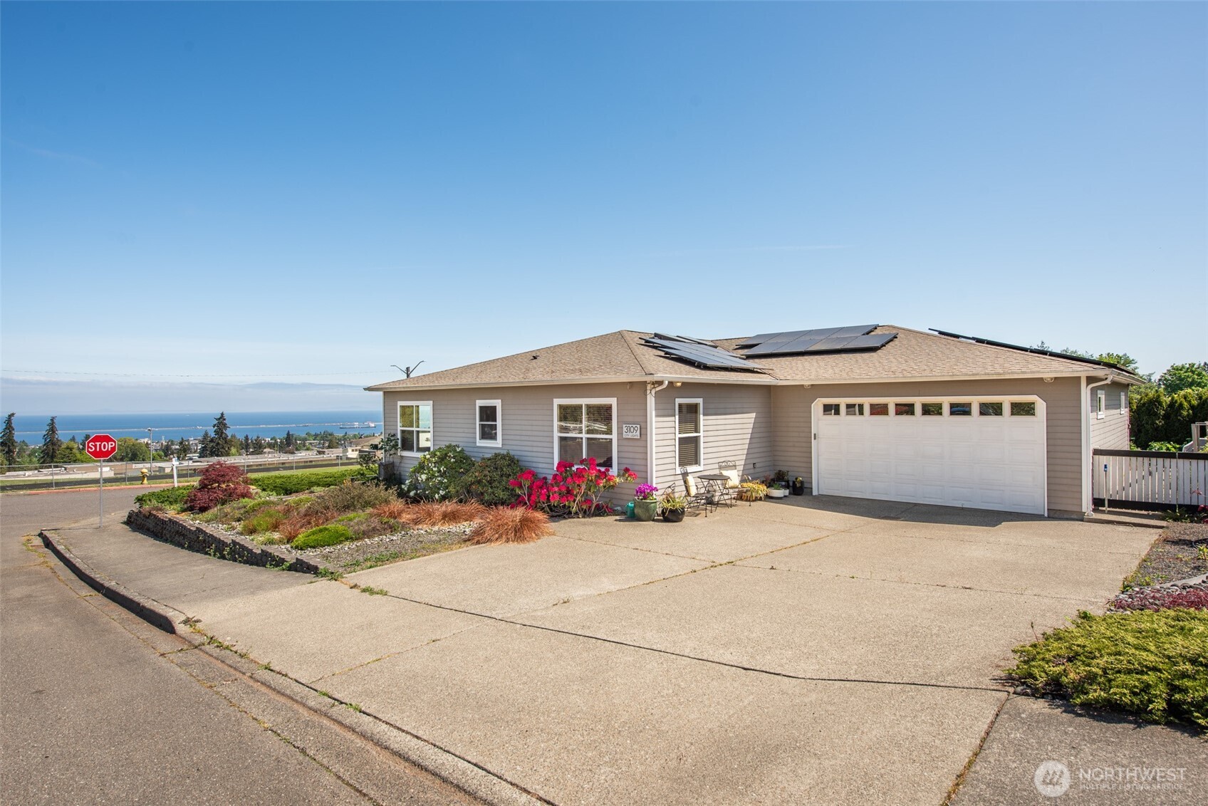3109 S City Lights Place , Port Angeles, WA 98362