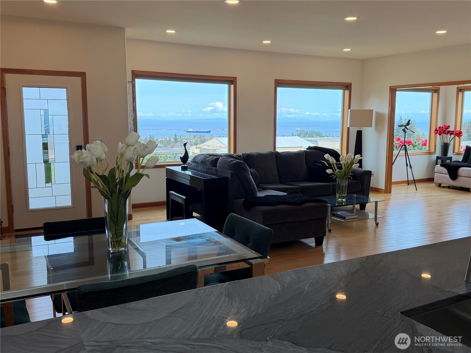 3109 S City Lights Place , Port Angeles, WA 98362