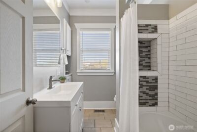 2346 S I Street , Tacoma, WA 98405 - Photo 17