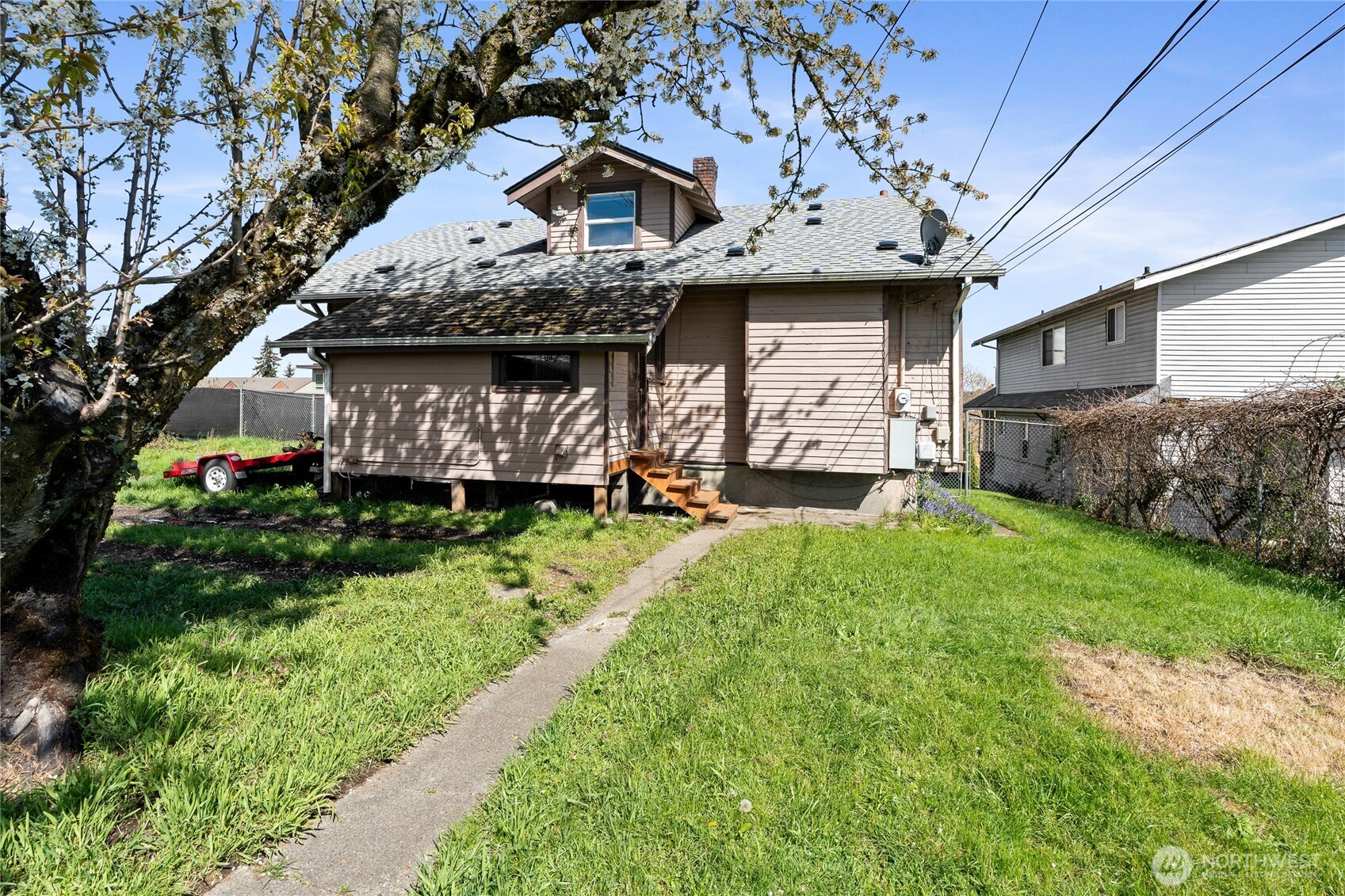 2346 S I Street , Tacoma, WA 98405