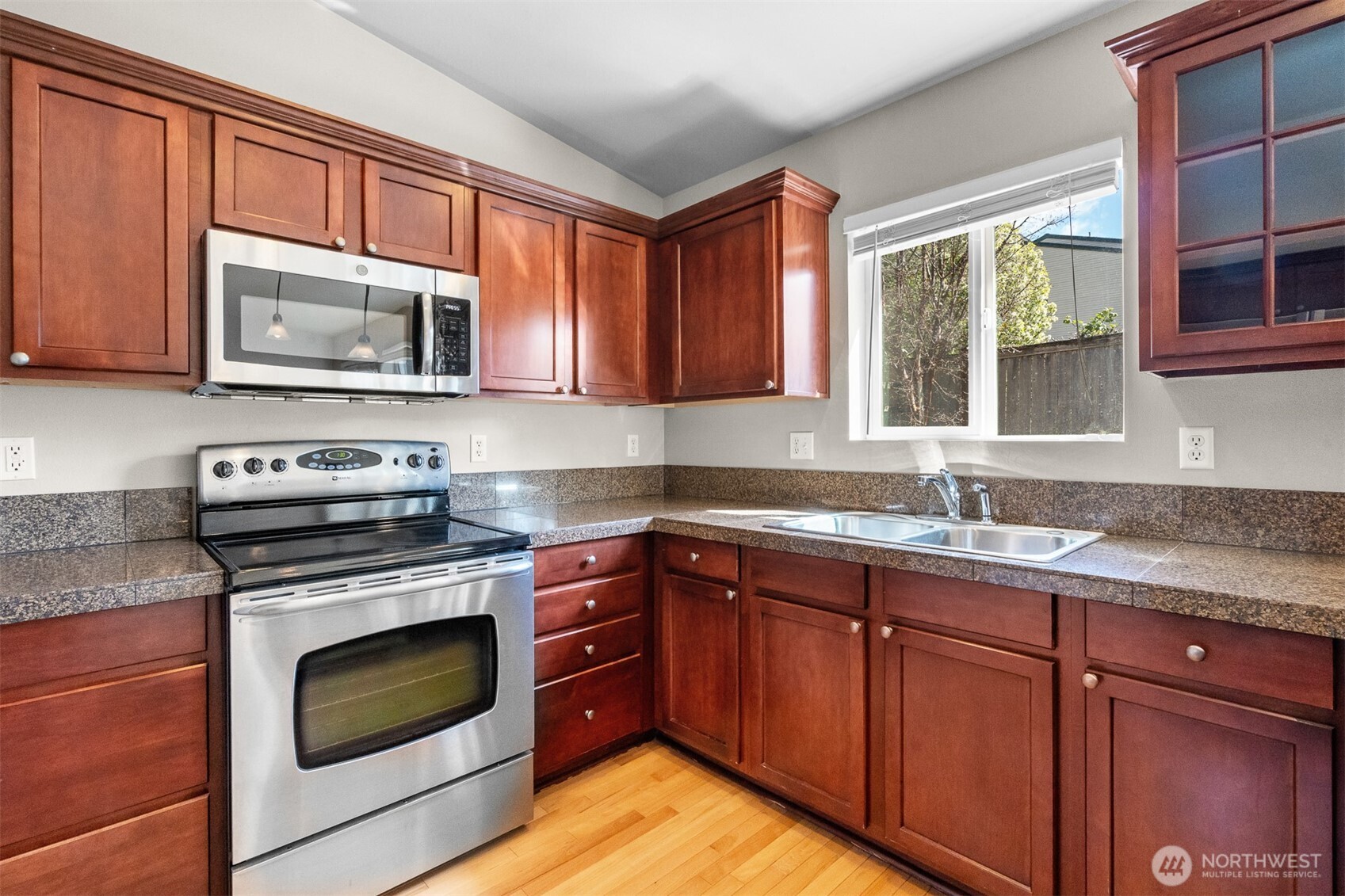 4359 Roxanna Loop SE, Lacey, WA 98503