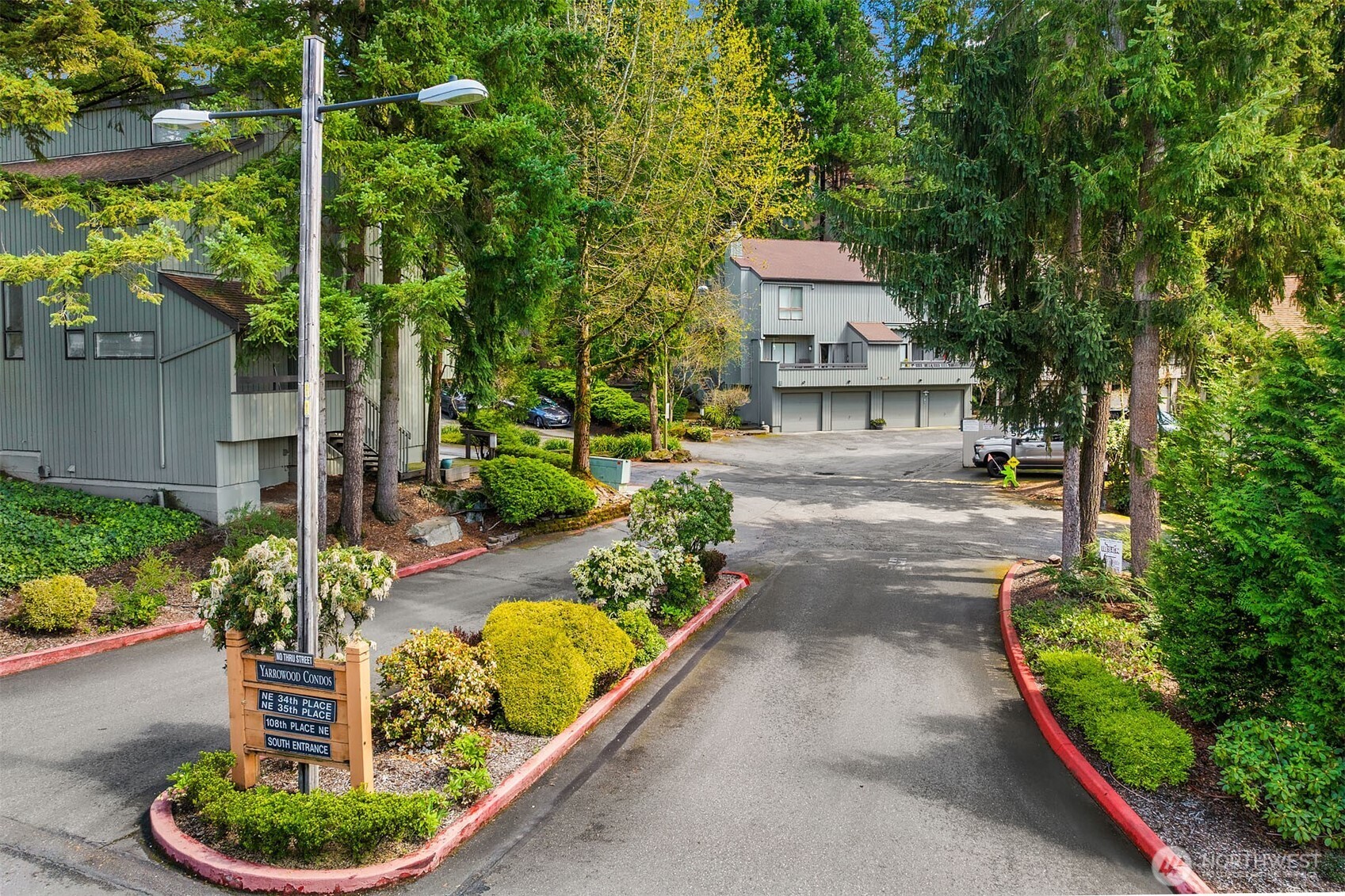 3506 108th Place NE #2, Bellevue, WA 98004