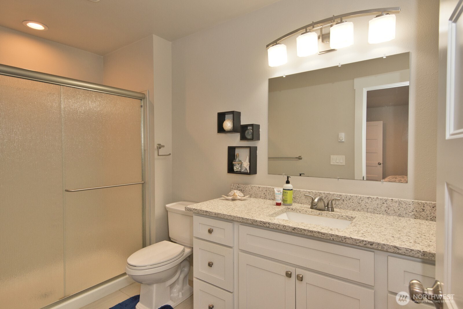 181 Sunrise Avenue SE, Ocean Shores, WA 98569-9509