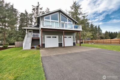 181 Sunrise Avenue SE, Ocean Shores, WA 98569-9509 - Photo 2