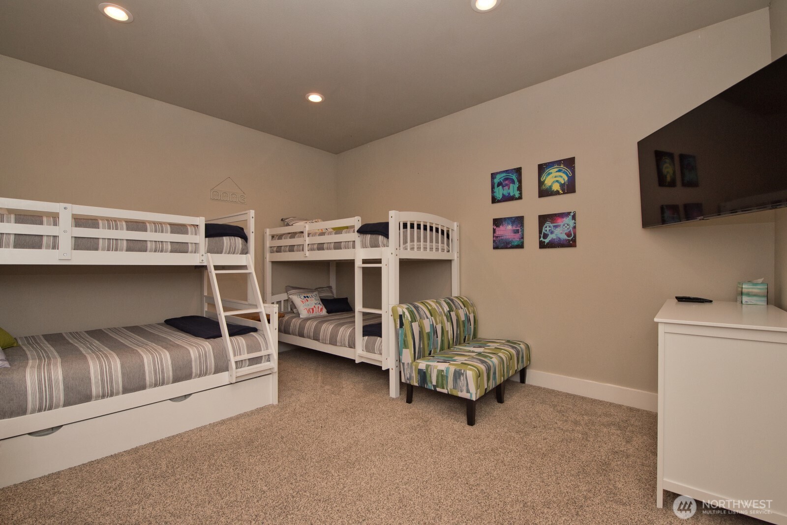 181 Sunrise Avenue SE, Ocean Shores, WA 98569-9509