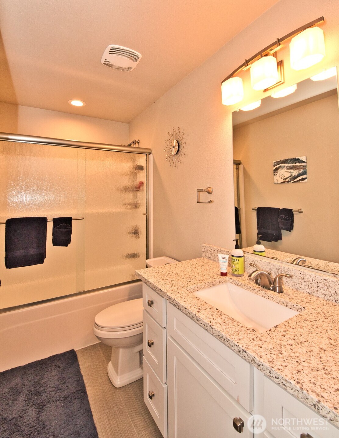 181 Sunrise Avenue SE, Ocean Shores, WA 98569-9509