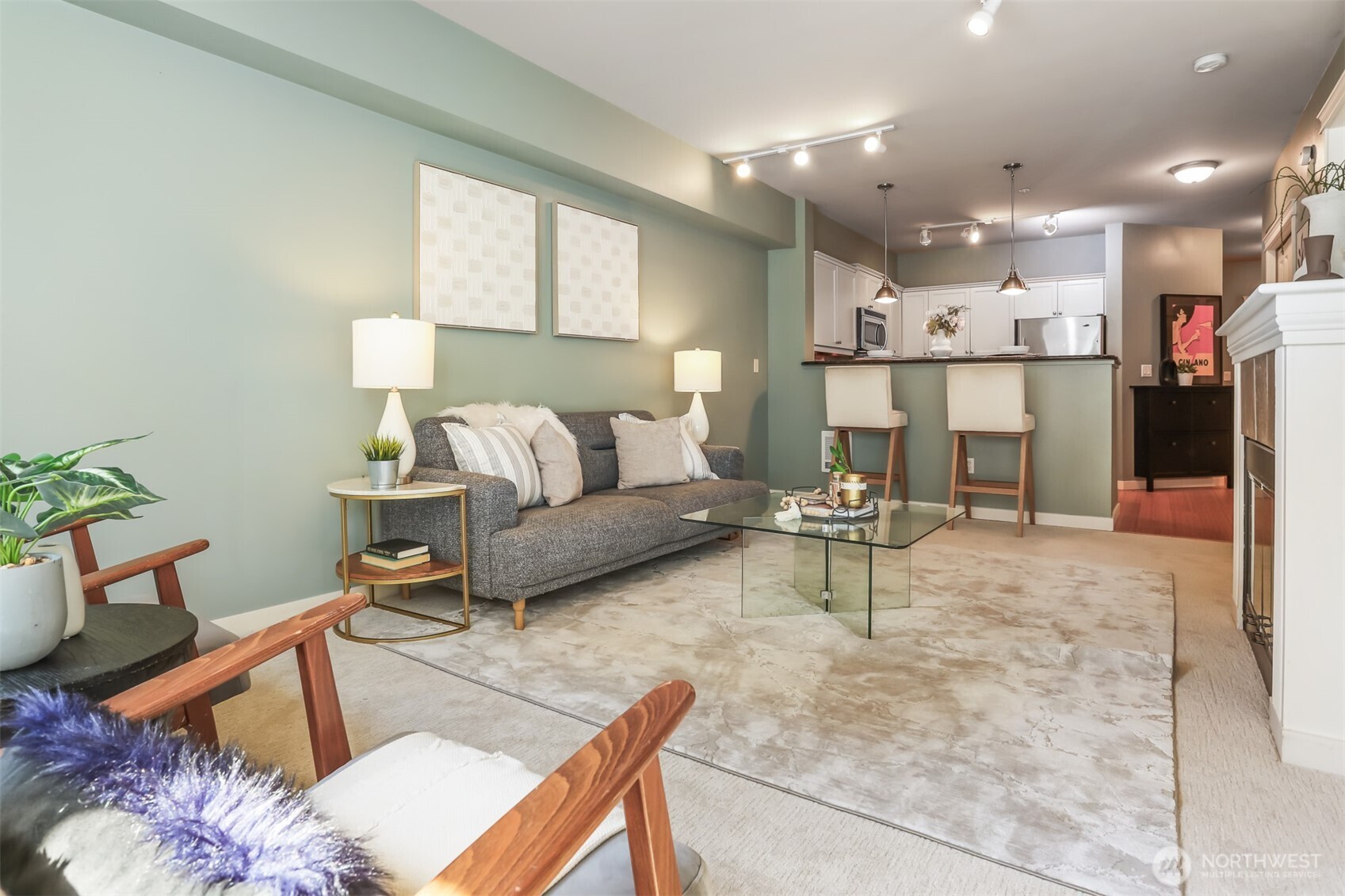 530 4th Avenue W #206, Seattle, WA 98119