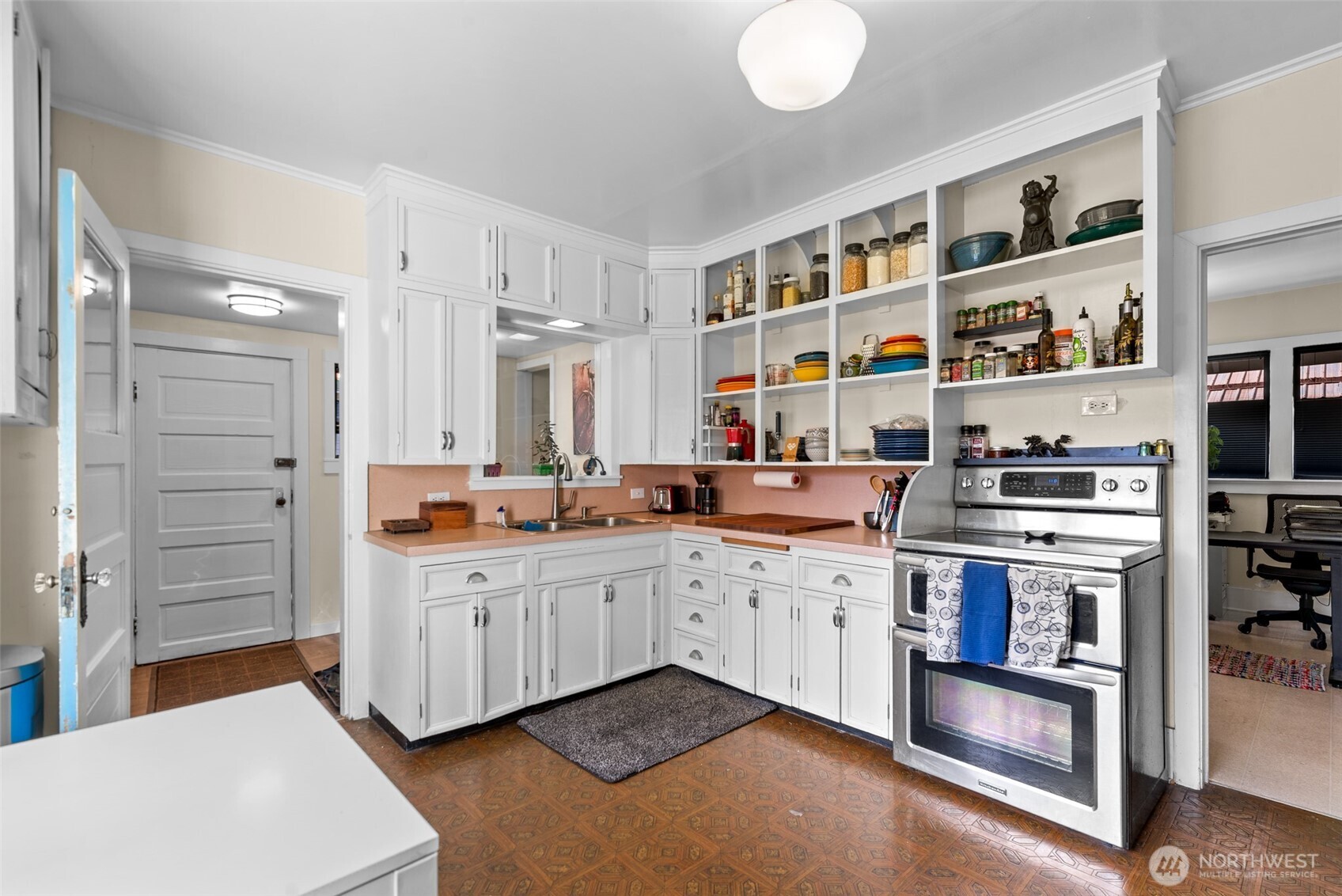 253 Benton Street , Leavenworth, WA 98826