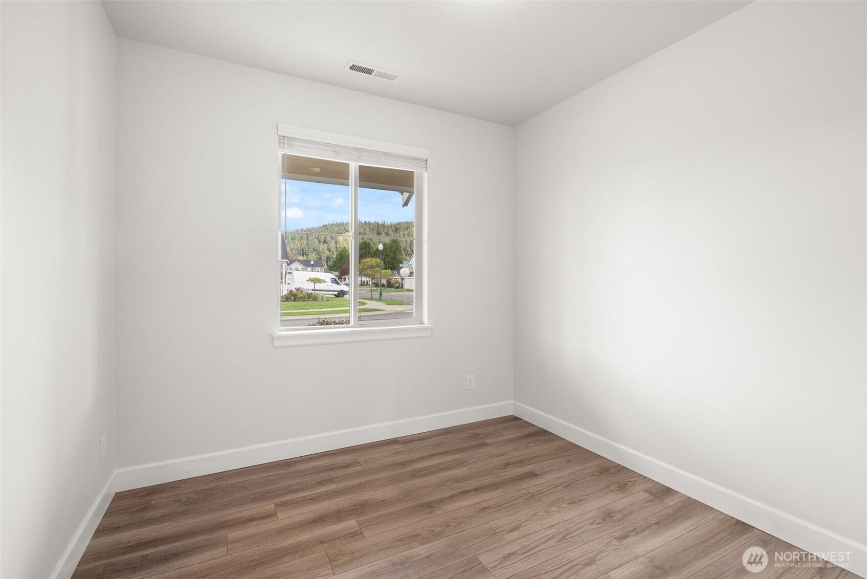 15696 Washington Street , Sumner, WA 98390