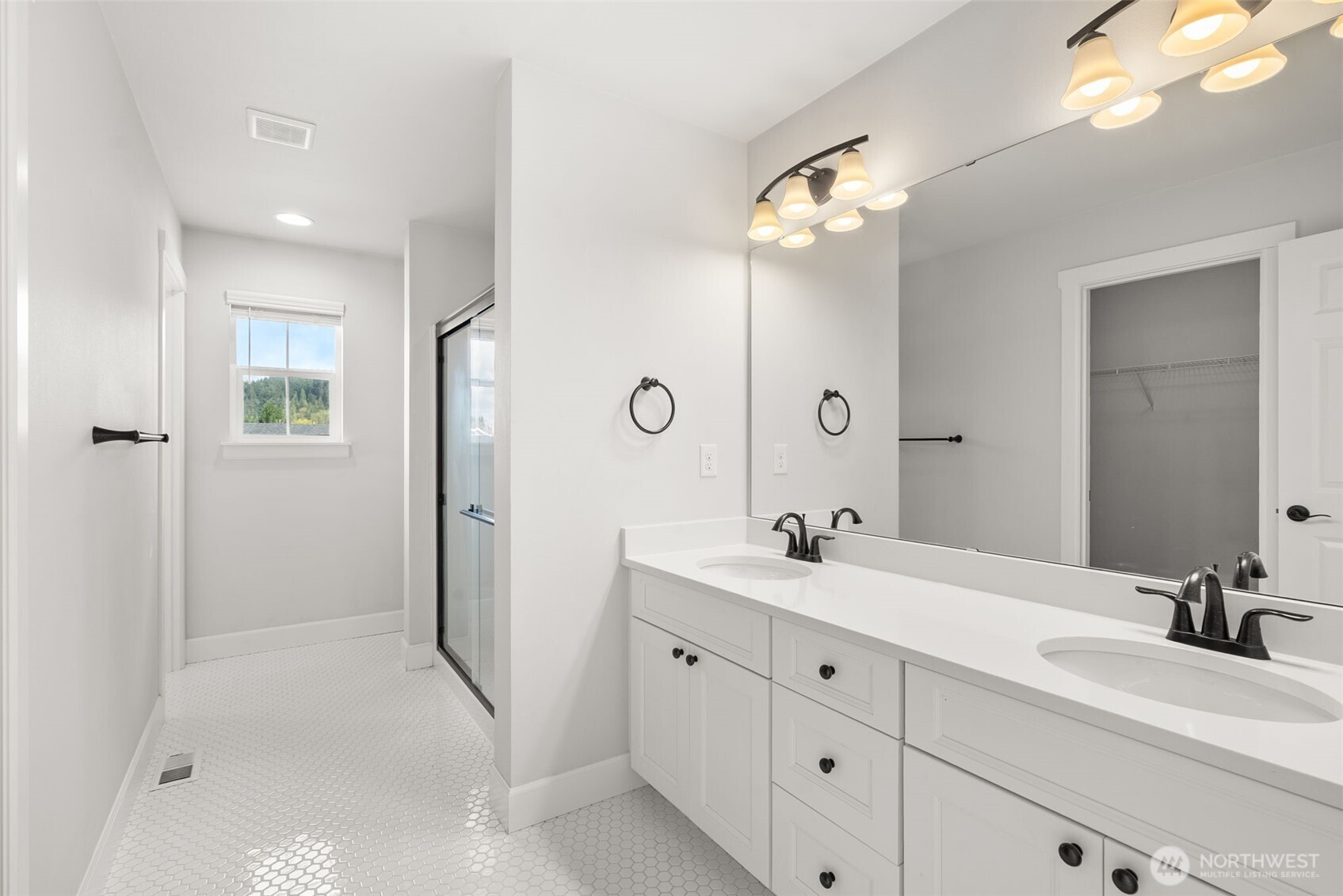 15696 Washington Street , Sumner, WA 98390