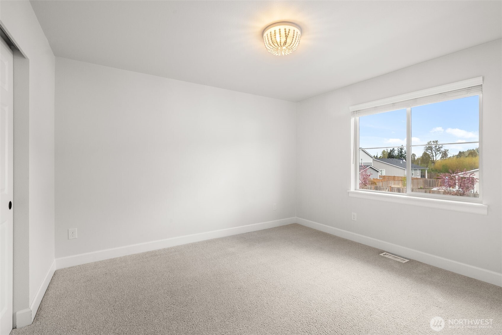 15696 Washington Street , Sumner, WA 98390