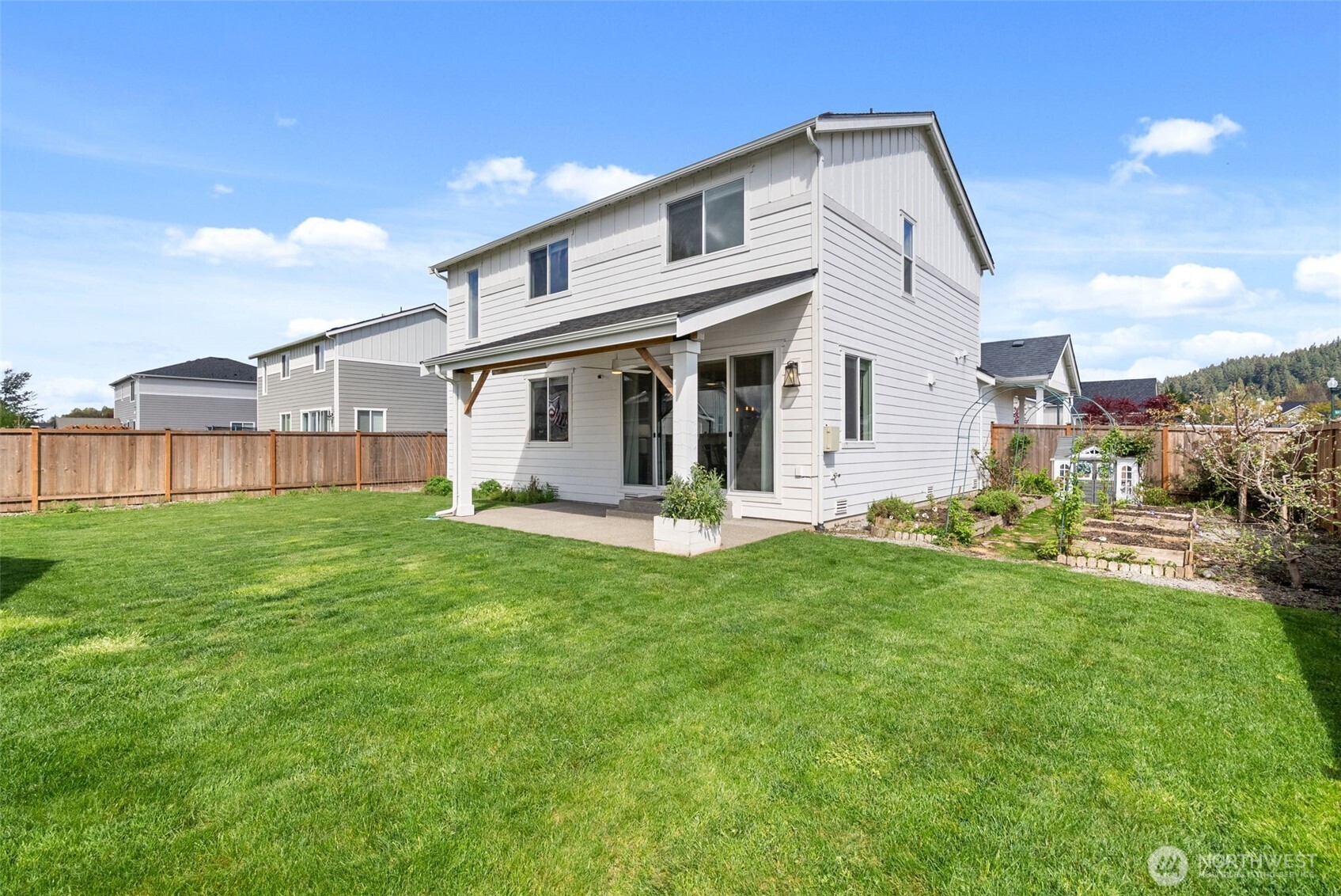 15696 Washington Street , Sumner, WA 98390