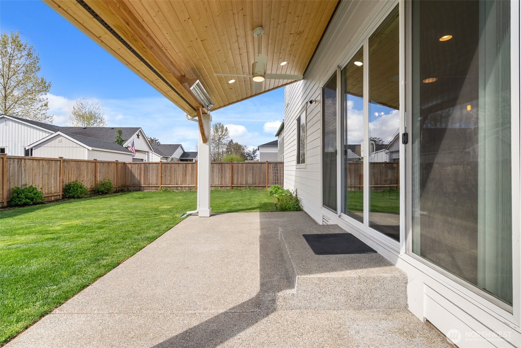 15696 Washington Street , Sumner, WA 98390