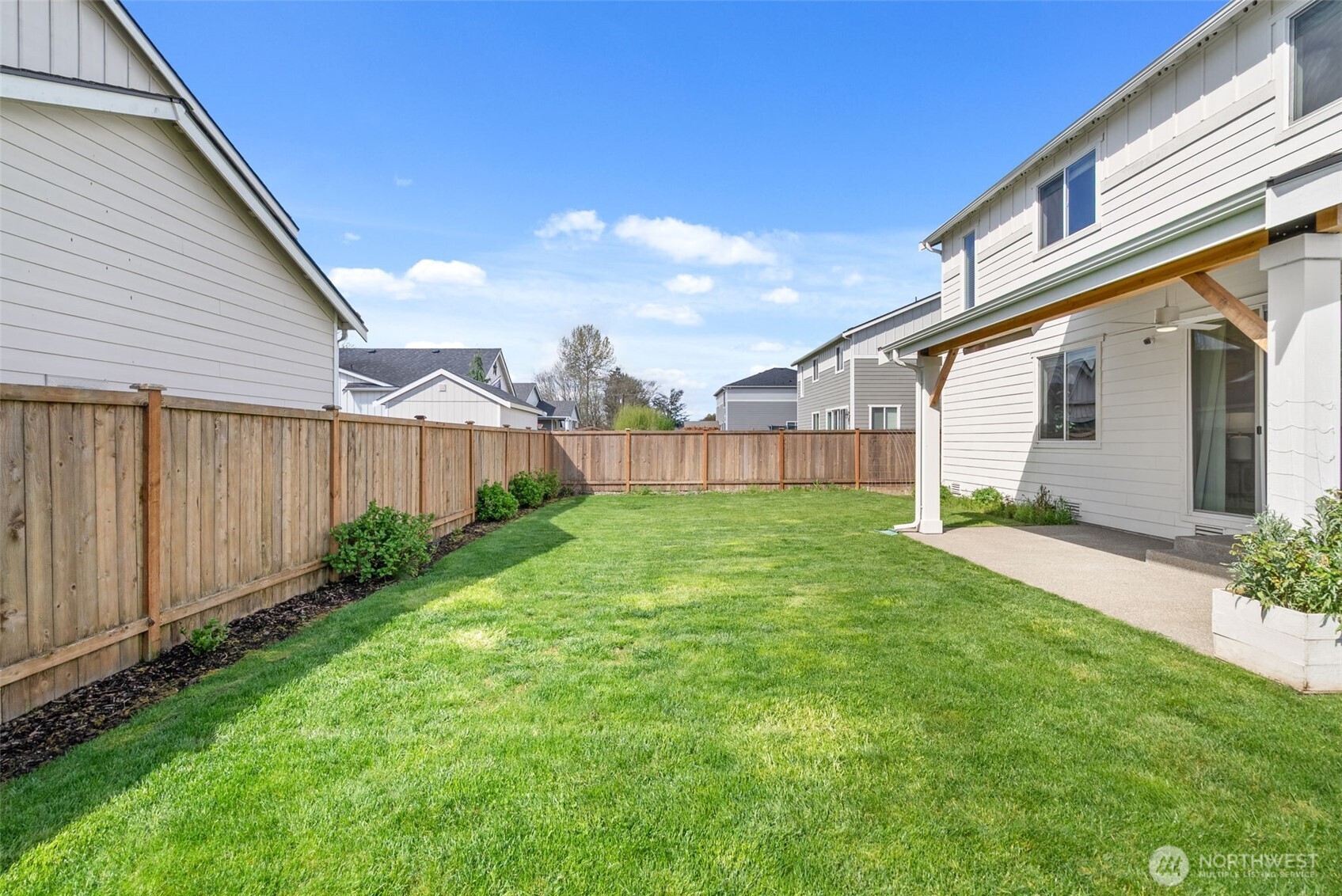 15696 Washington Street , Sumner, WA 98390