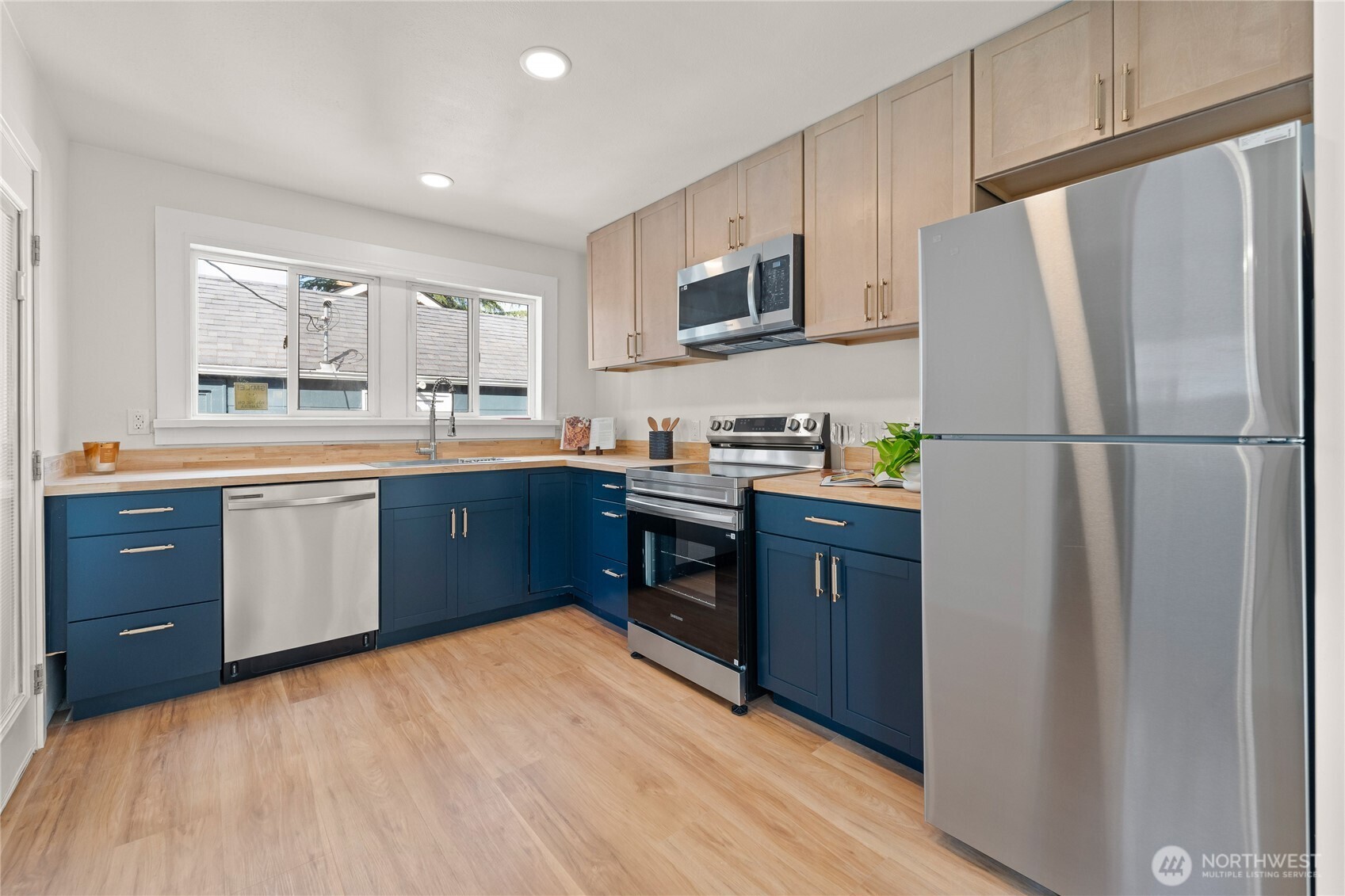 102 12th Street SW, Puyallup, WA 98371