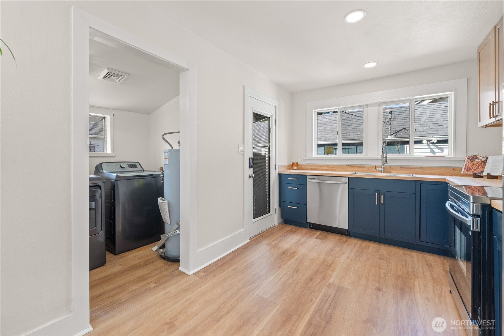 102 12th Street SW, Puyallup, WA 98371