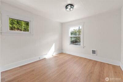 102 12th Street SW, Puyallup, WA 98371 - Photo 22