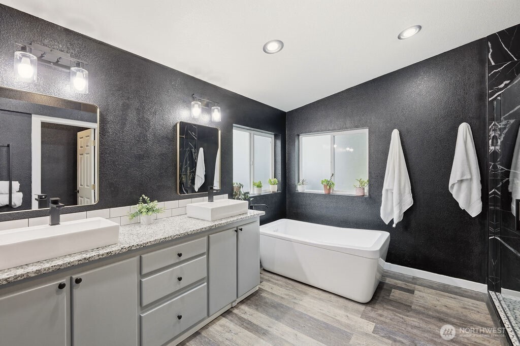 6033 181st Avenue SE, Snohomish, WA 98290