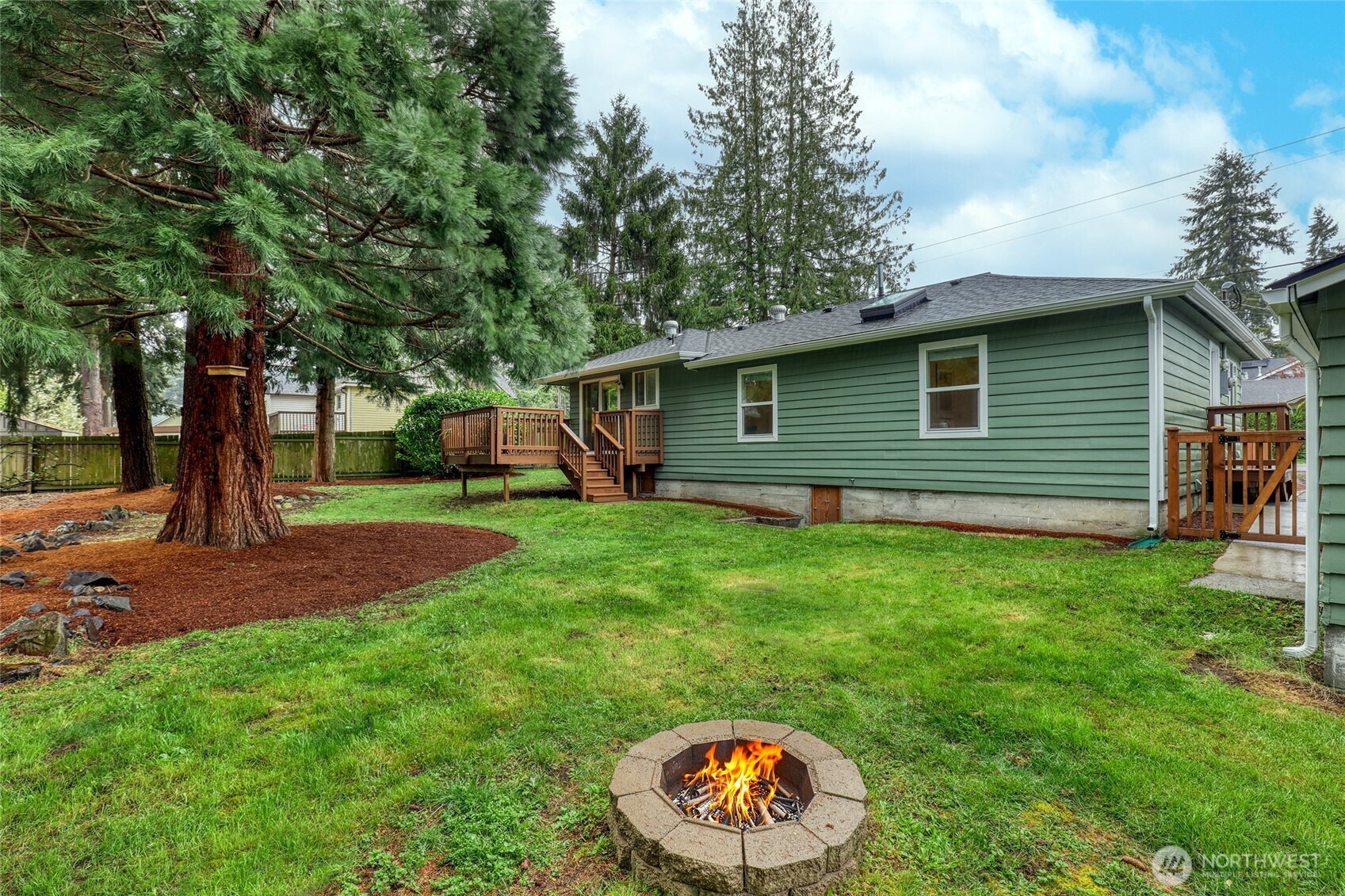 18545 Fremont Avenue N, Shoreline, WA 98133