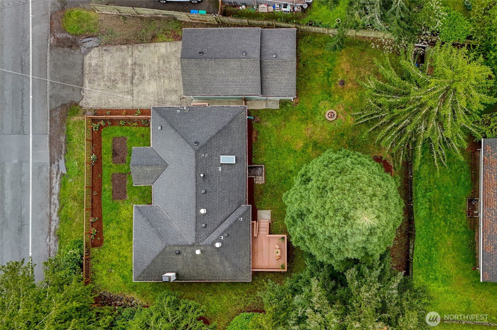 18545 Fremont Avenue N, Shoreline, WA 98133