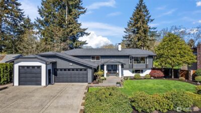7901 Sapphire Drive SW, Lakewood, WA 98498