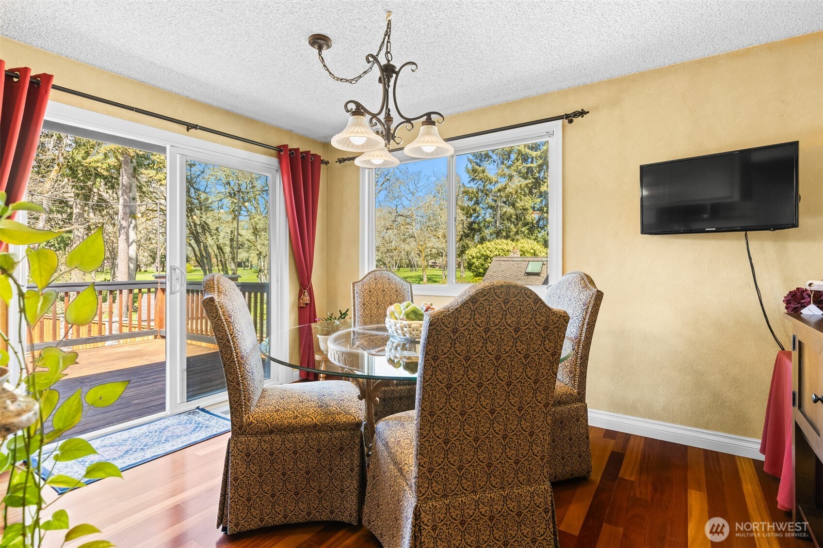 7901 Sapphire Drive SW, Lakewood, WA 98498