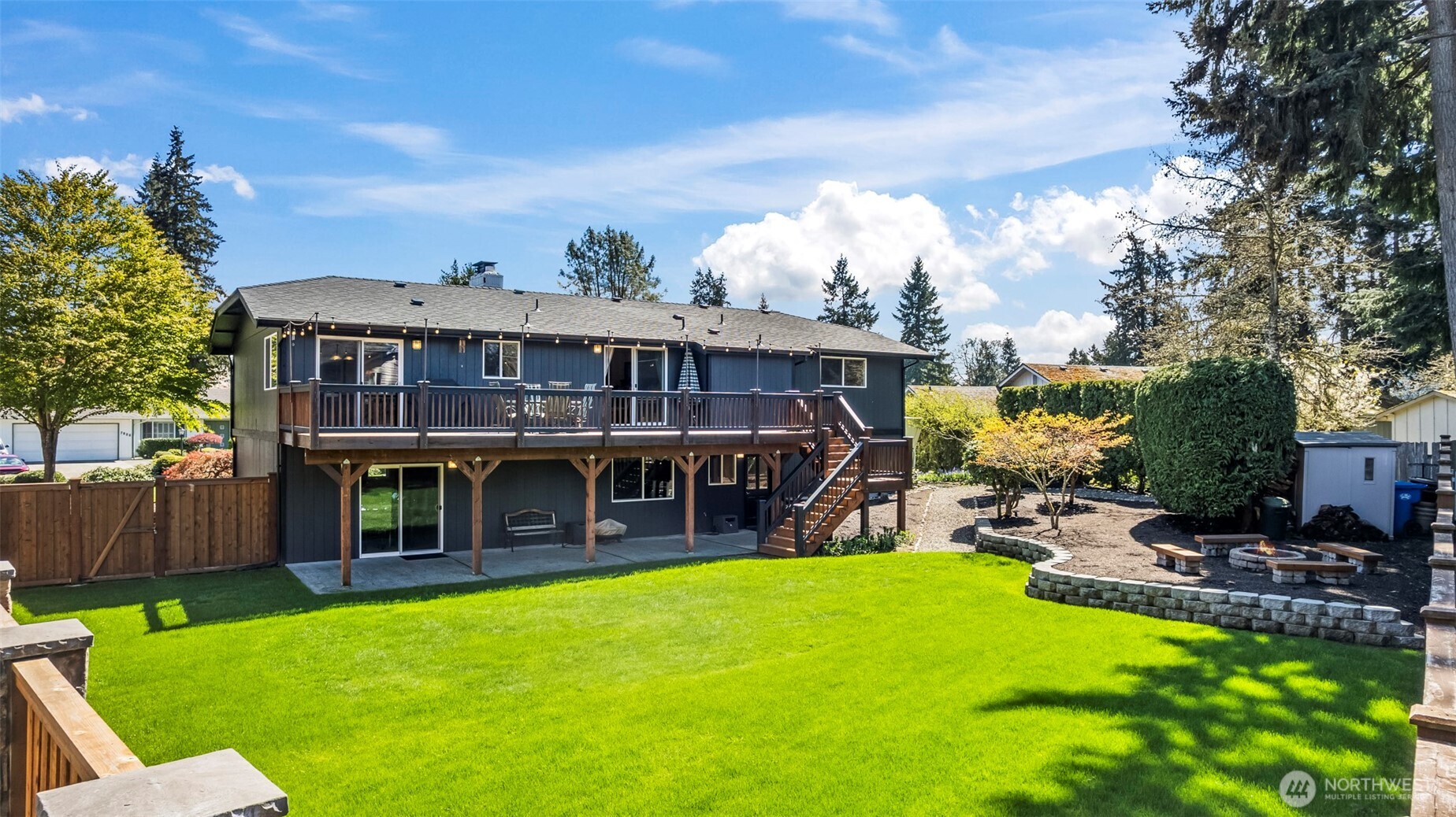 7901 Sapphire Drive SW, Lakewood, WA 98498