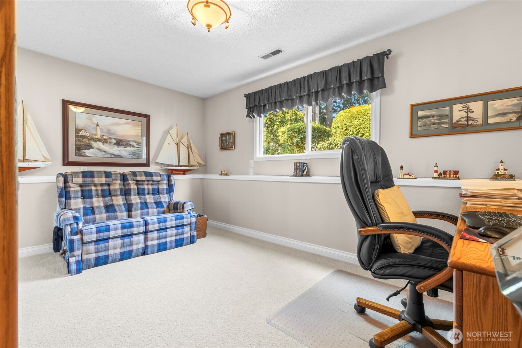 7901 Sapphire Drive SW, Lakewood, WA 98498