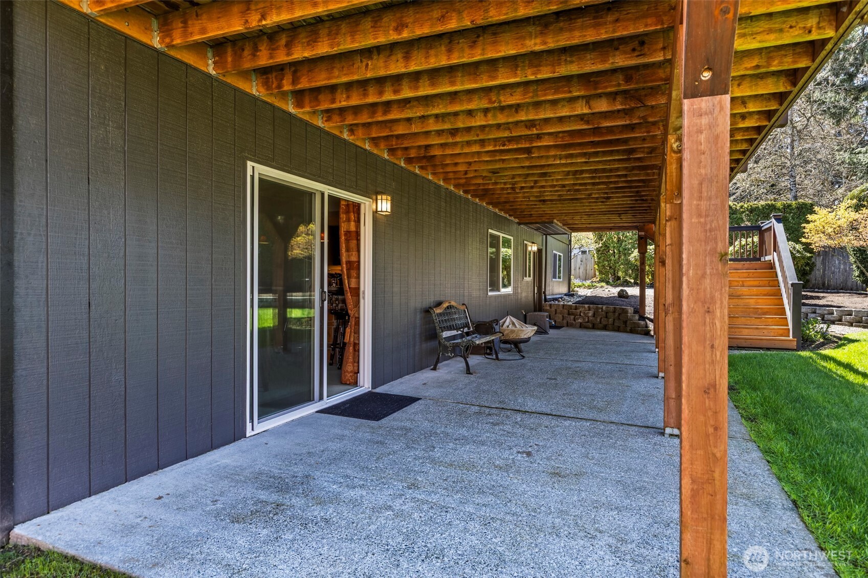 7901 Sapphire Drive SW, Lakewood, WA 98498