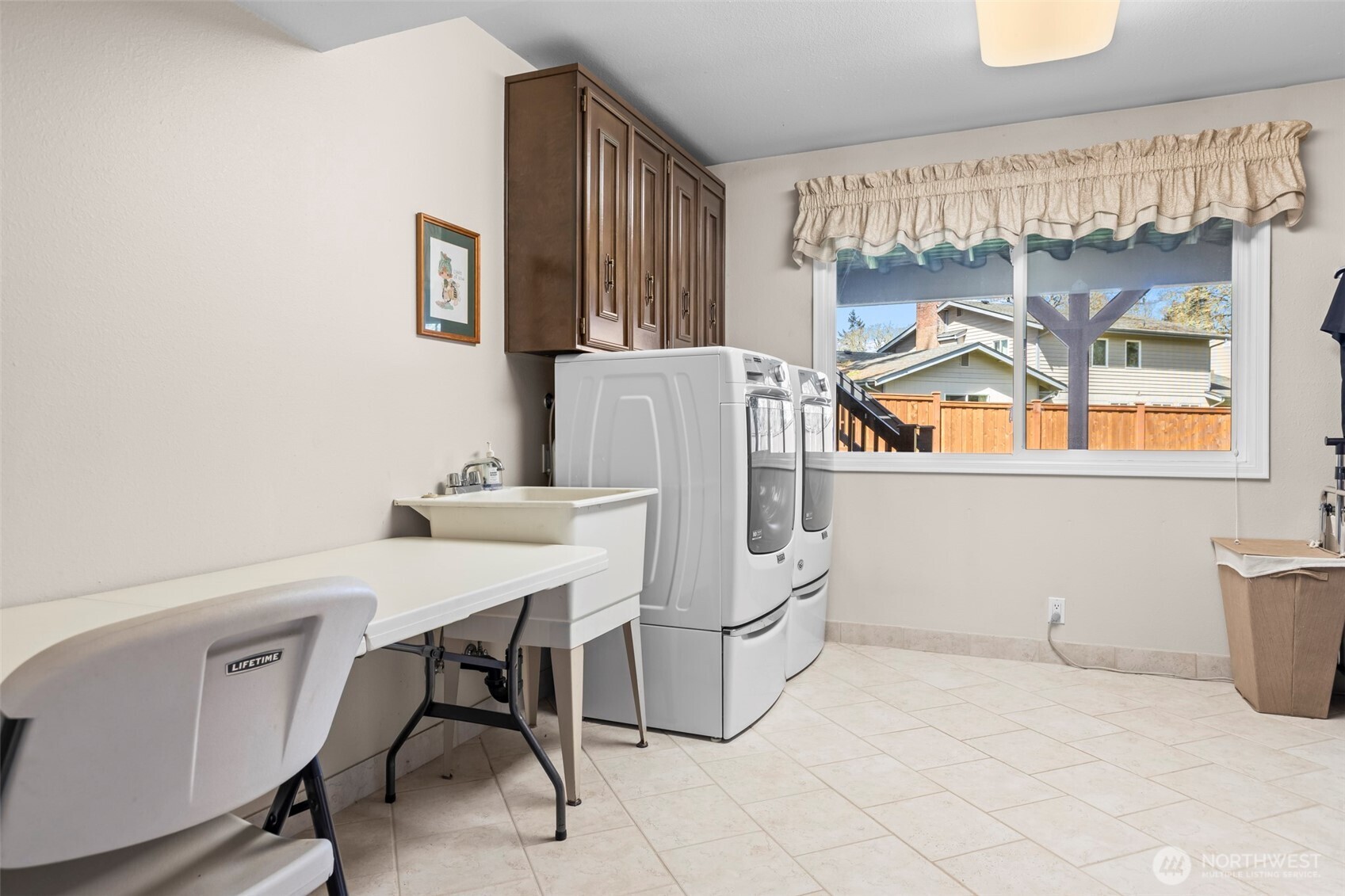 7901 Sapphire Drive SW, Lakewood, WA 98498