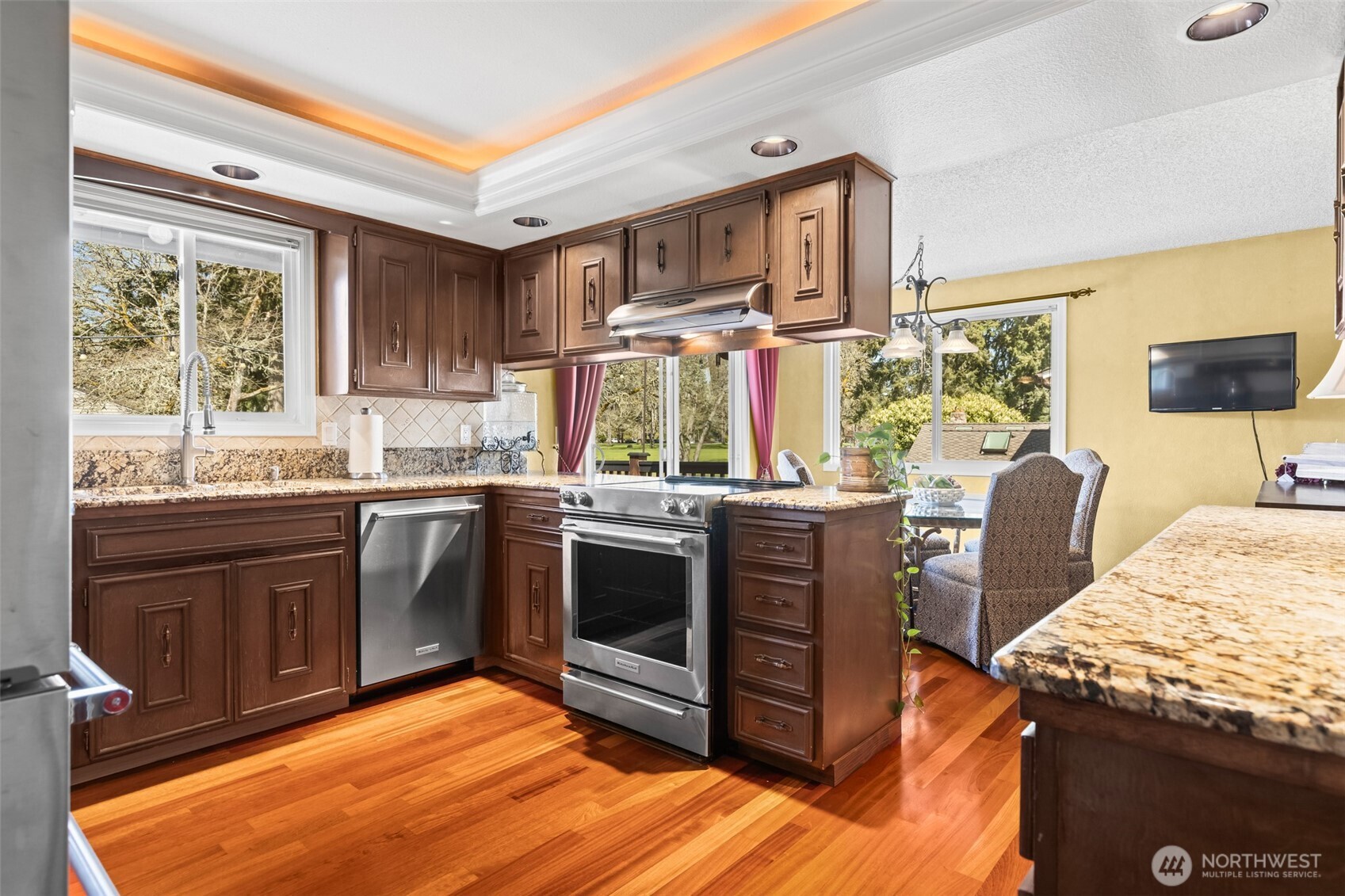 7901 Sapphire Drive SW, Lakewood, WA 98498