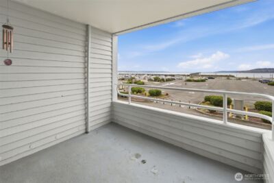 22211 Cliff Avenue S #104, Des Moines, WA 98198 - Photo 26
