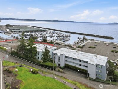 22211 Cliff Avenue S #104, Des Moines, WA 98198 - Photo 28