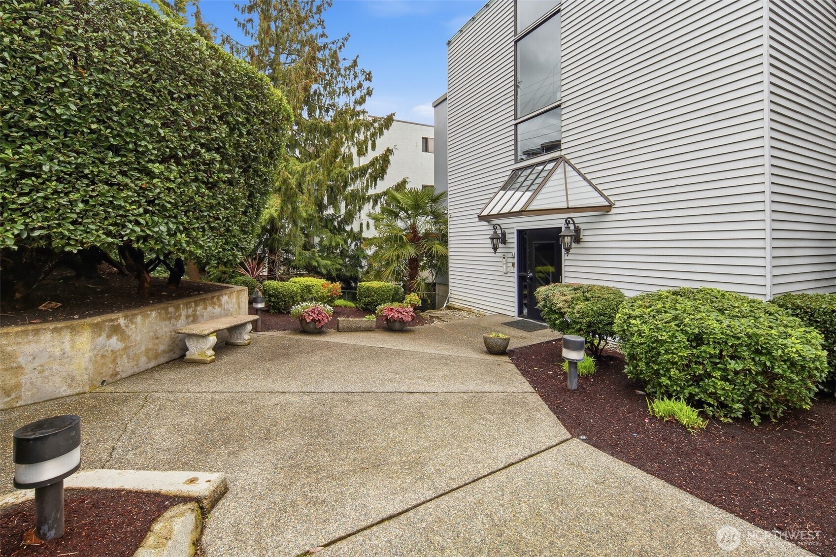 22211 Cliff Avenue S #104, Des Moines, WA 98198