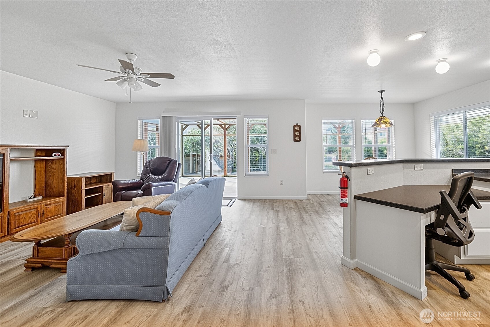 376 Sand Dune Avenue SW, Ocean Shores, WA 98569