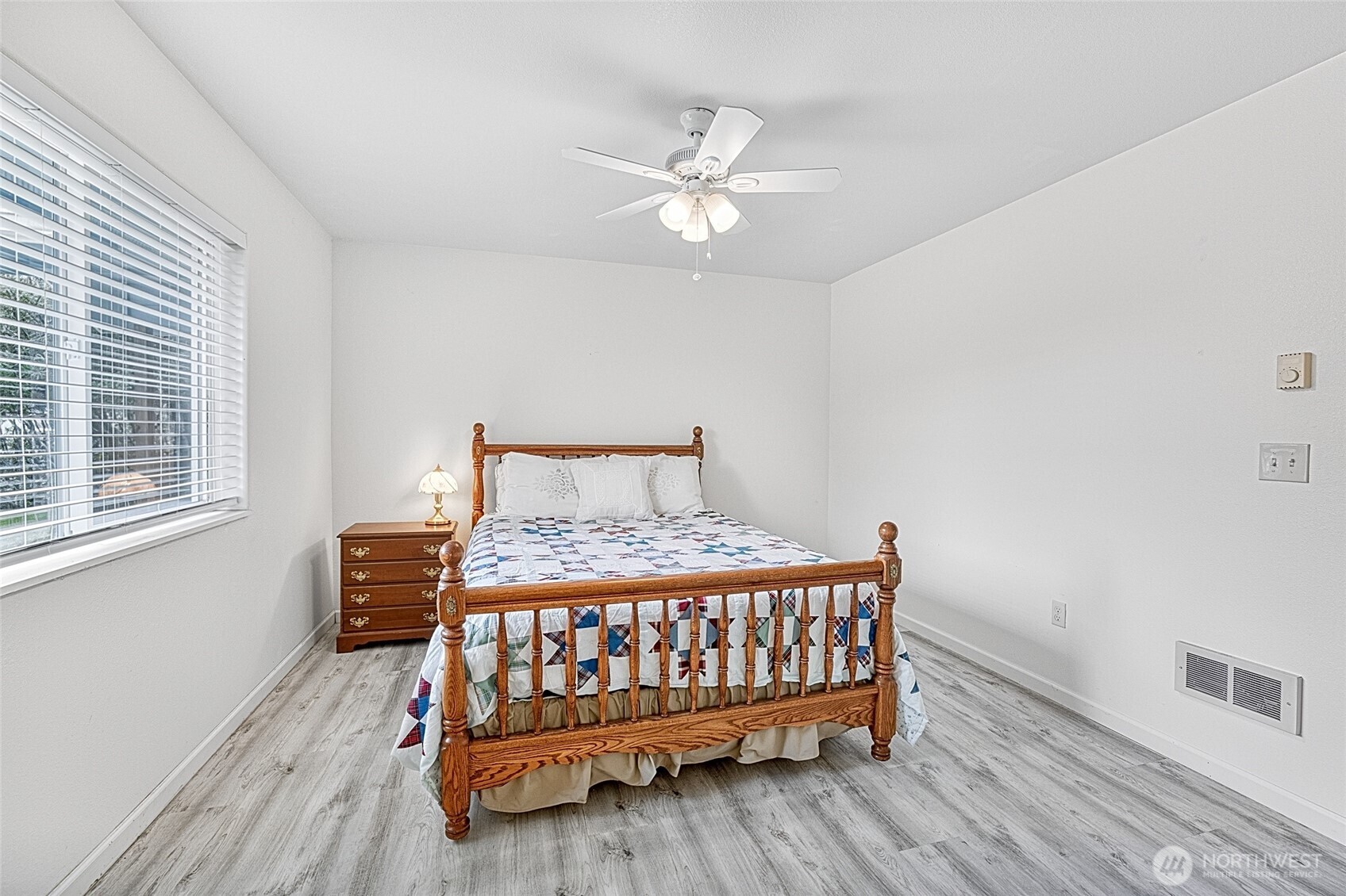 376 Sand Dune Avenue SW, Ocean Shores, WA 98569