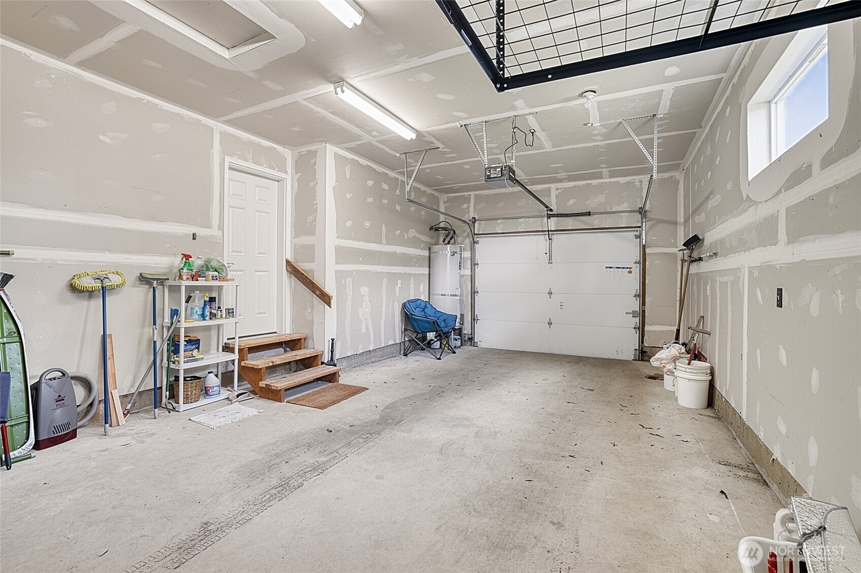 376 Sand Dune Avenue SW, Ocean Shores, WA 98569