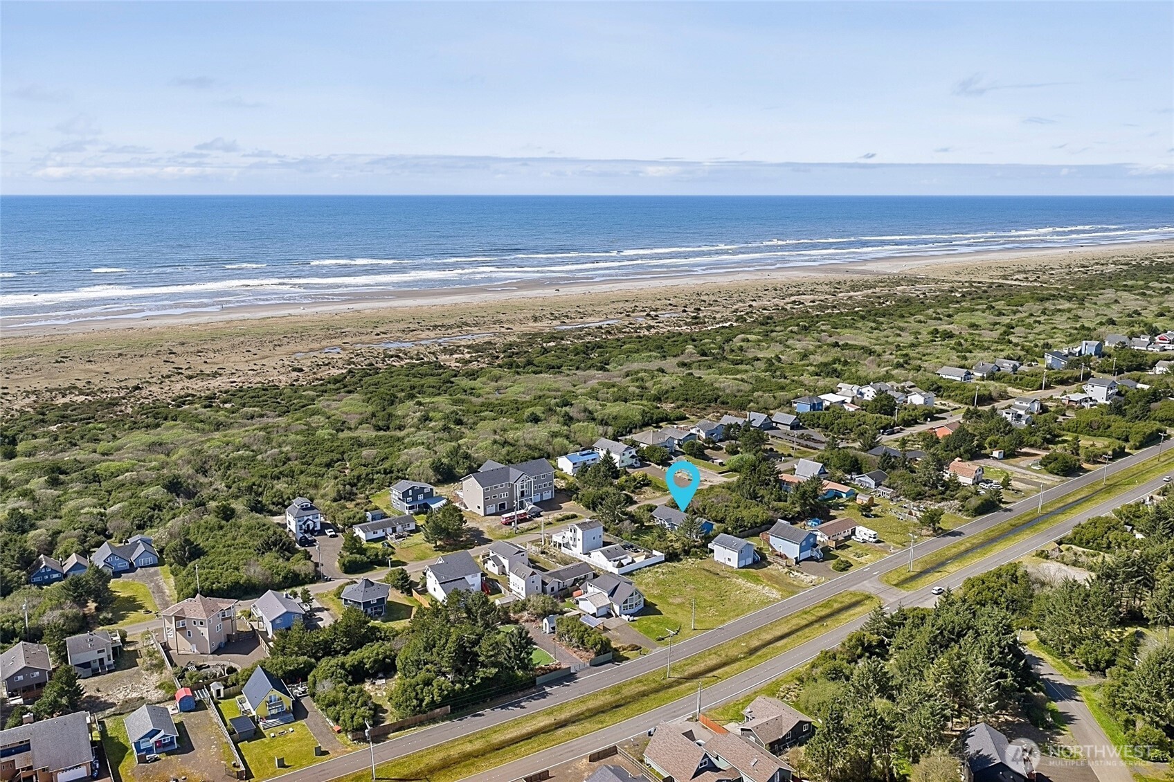 376 Sand Dune Avenue SW, Ocean Shores, WA 98569