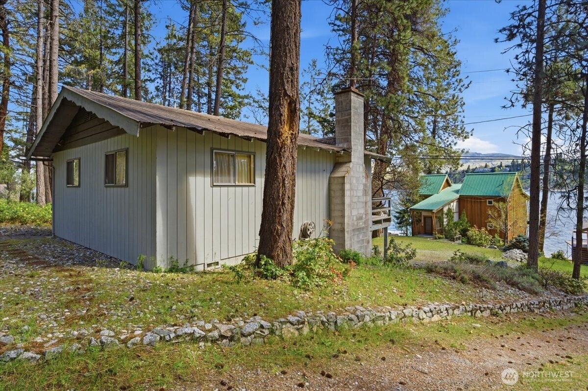 12632 S Lakeshore Road , Chelan, WA 98816