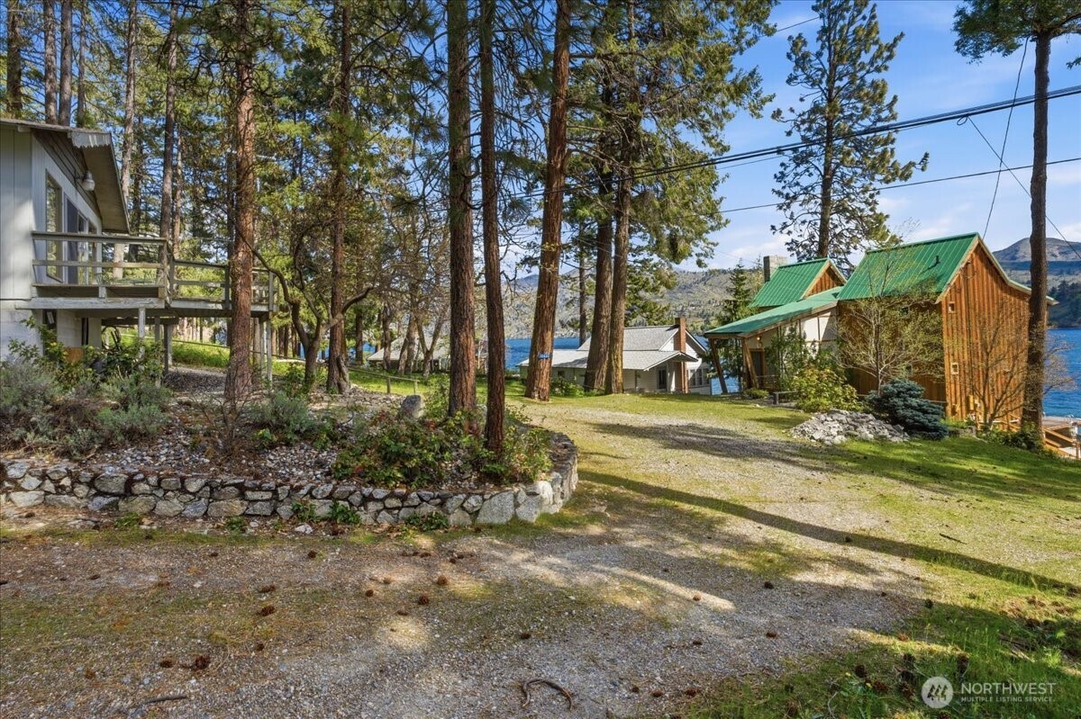 12632 S Lakeshore Road , Chelan, WA 98816