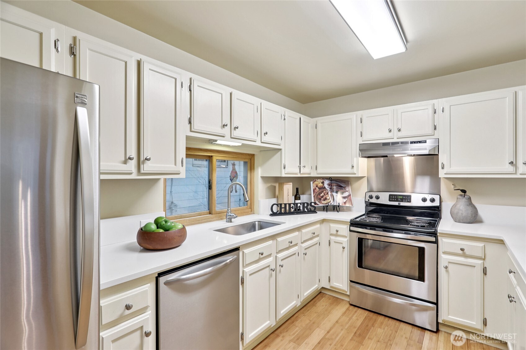 8207 Meridian Avenue N, Seattle, WA 98103
