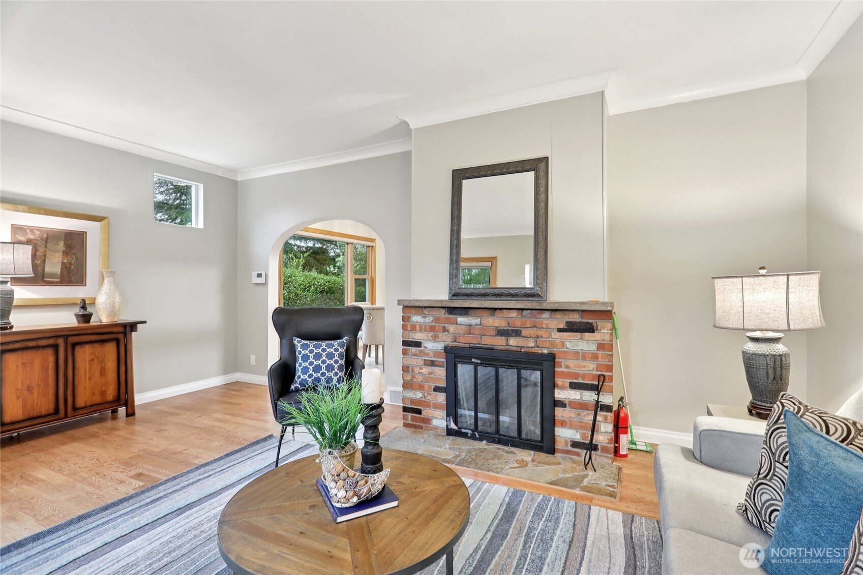 8207 Meridian Avenue N, Seattle, WA 98103