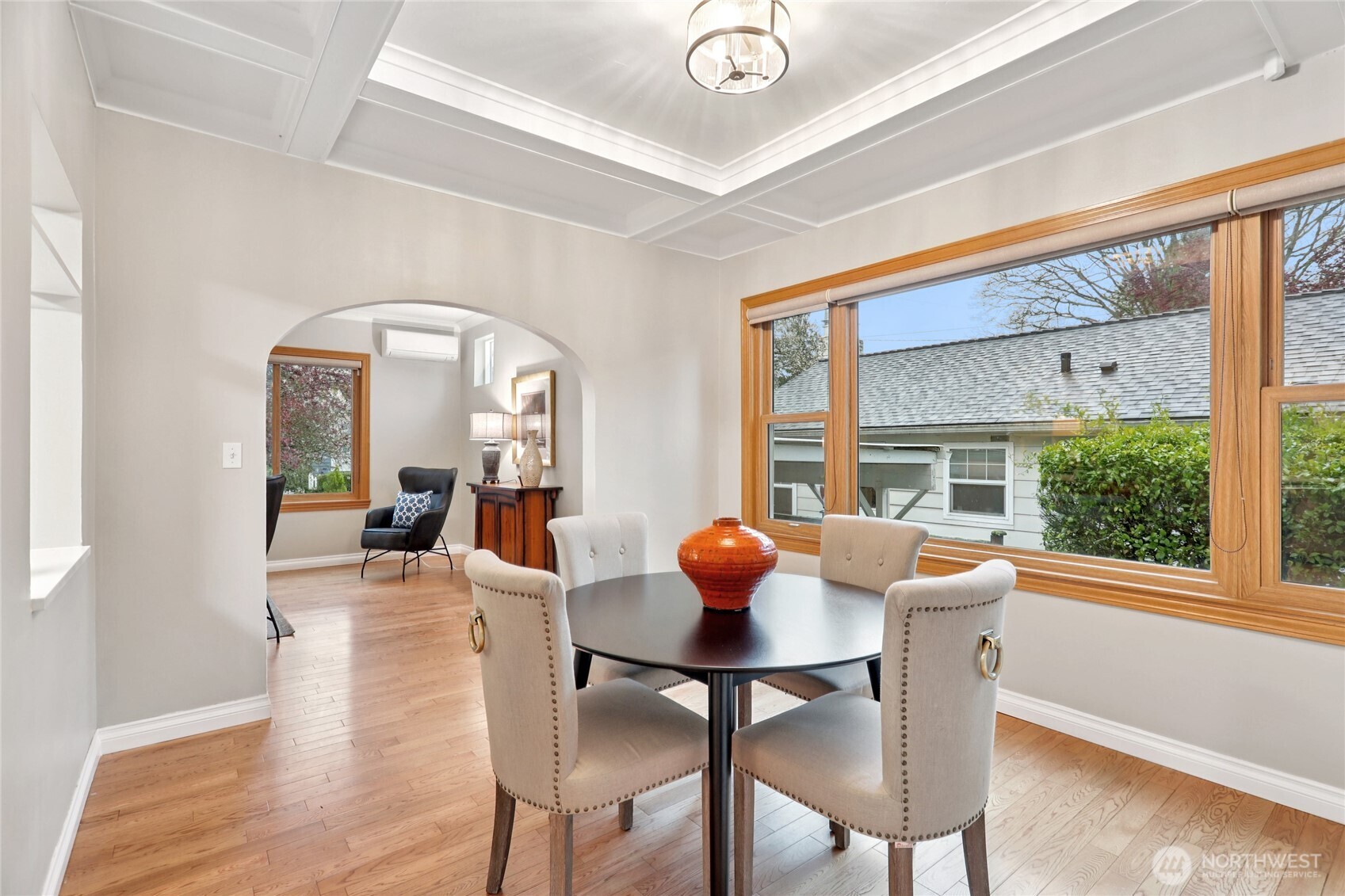 8207 Meridian Avenue N, Seattle, WA 98103