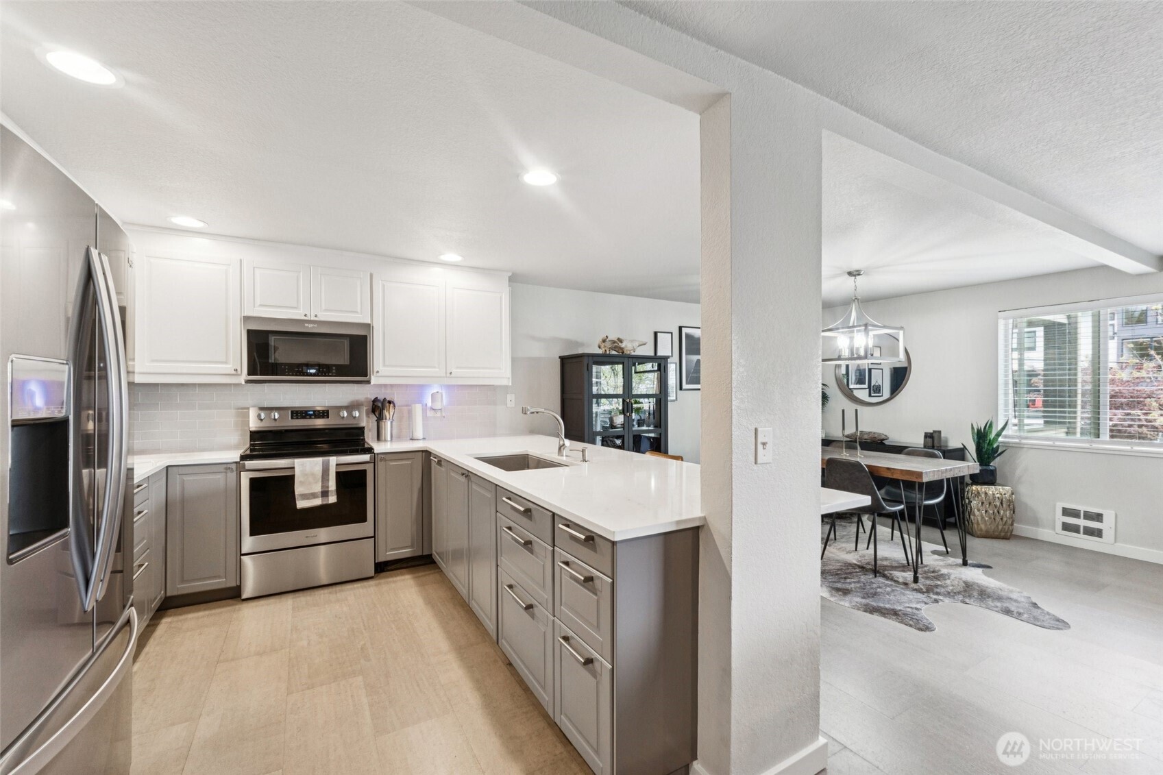 312 4th Avenue #202, Kirkland, WA 98033