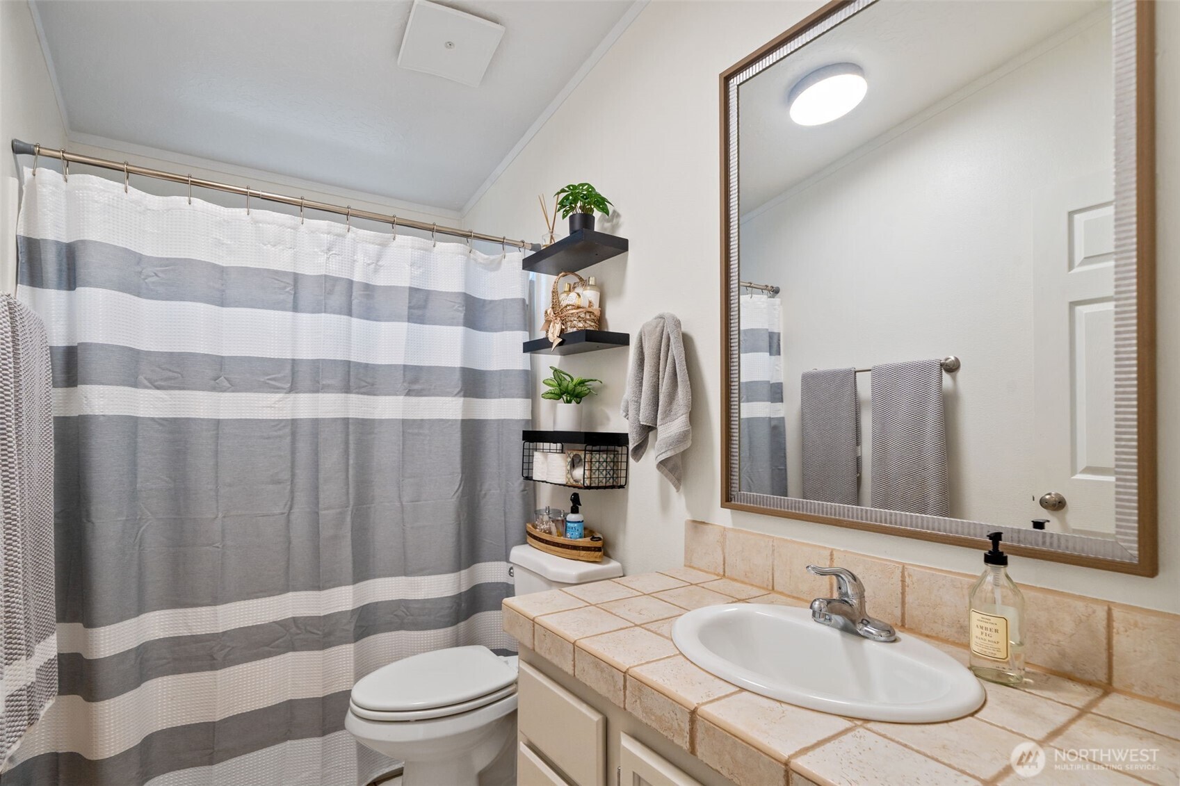770 SE Crescent Drive , Shelton, WA 98584