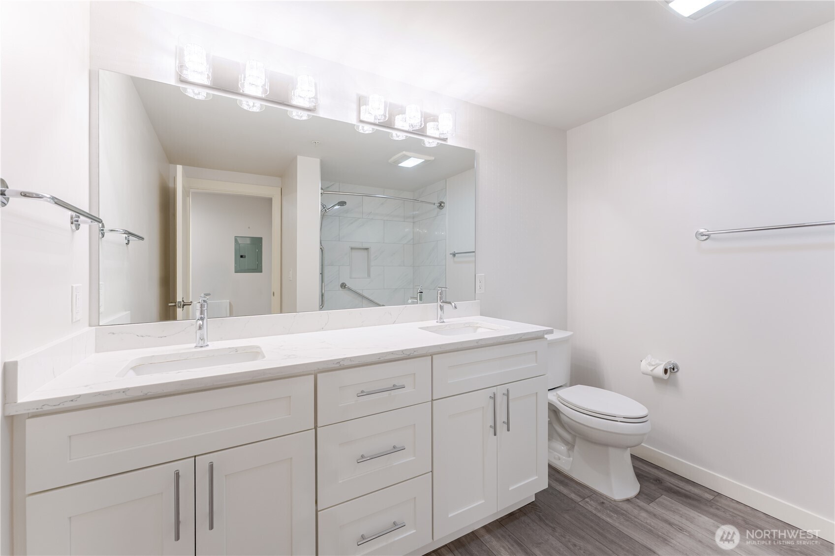 76 Cedar Street #303, Seattle, WA 98121